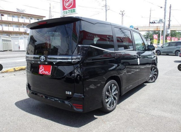 2025 Toyota Voxy hybrid
