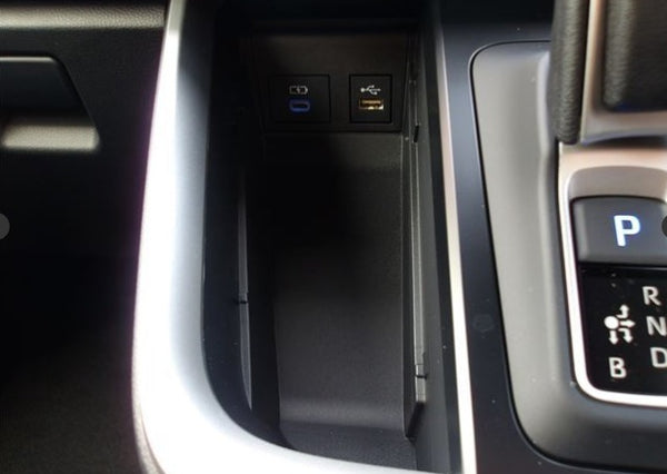 2025 Toyota Voxy hybrid