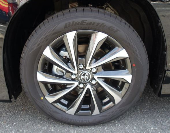 2025 Toyota Voxy hybrid