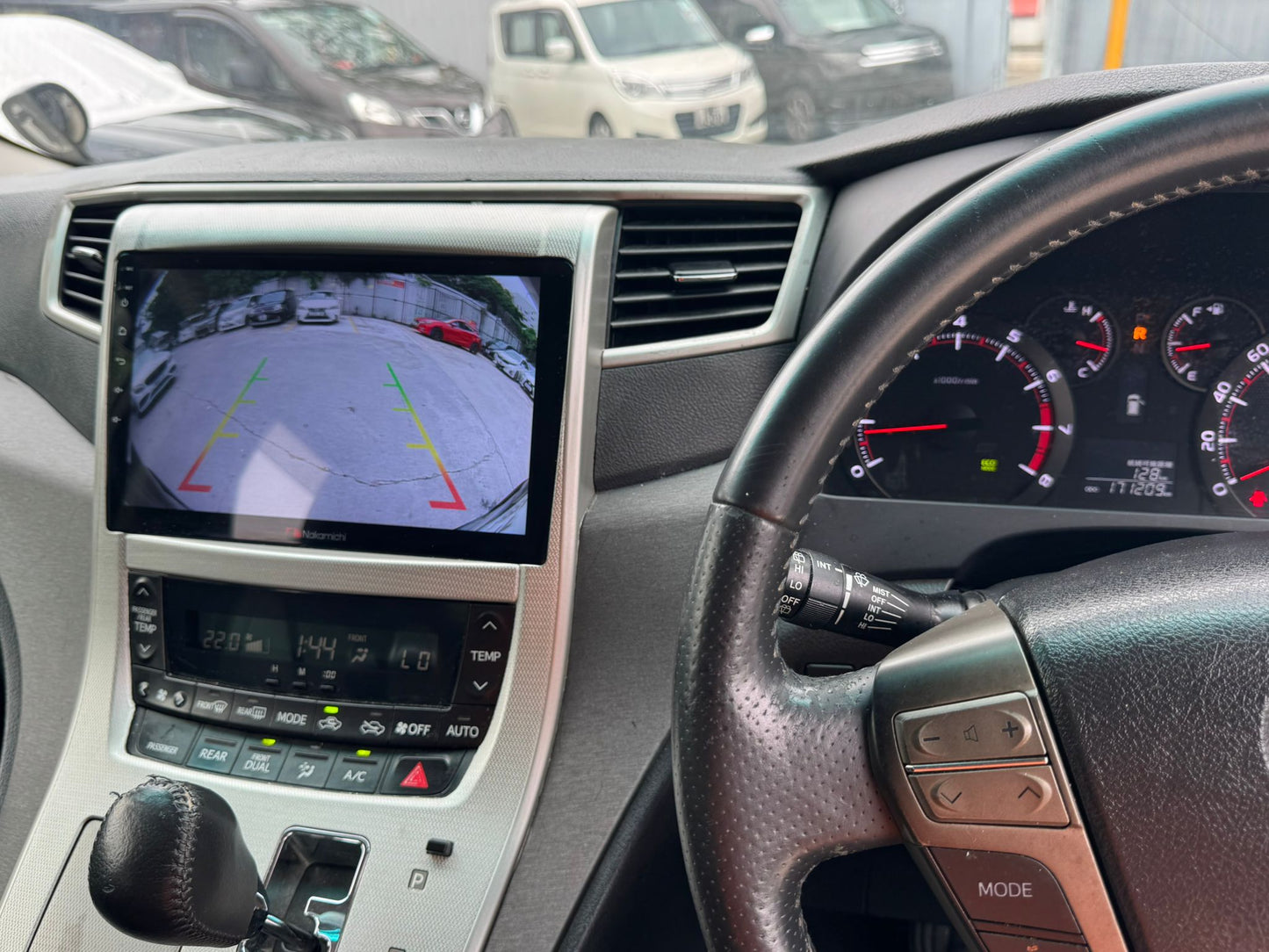 TOYOTA ALPHARD 2.4 2012