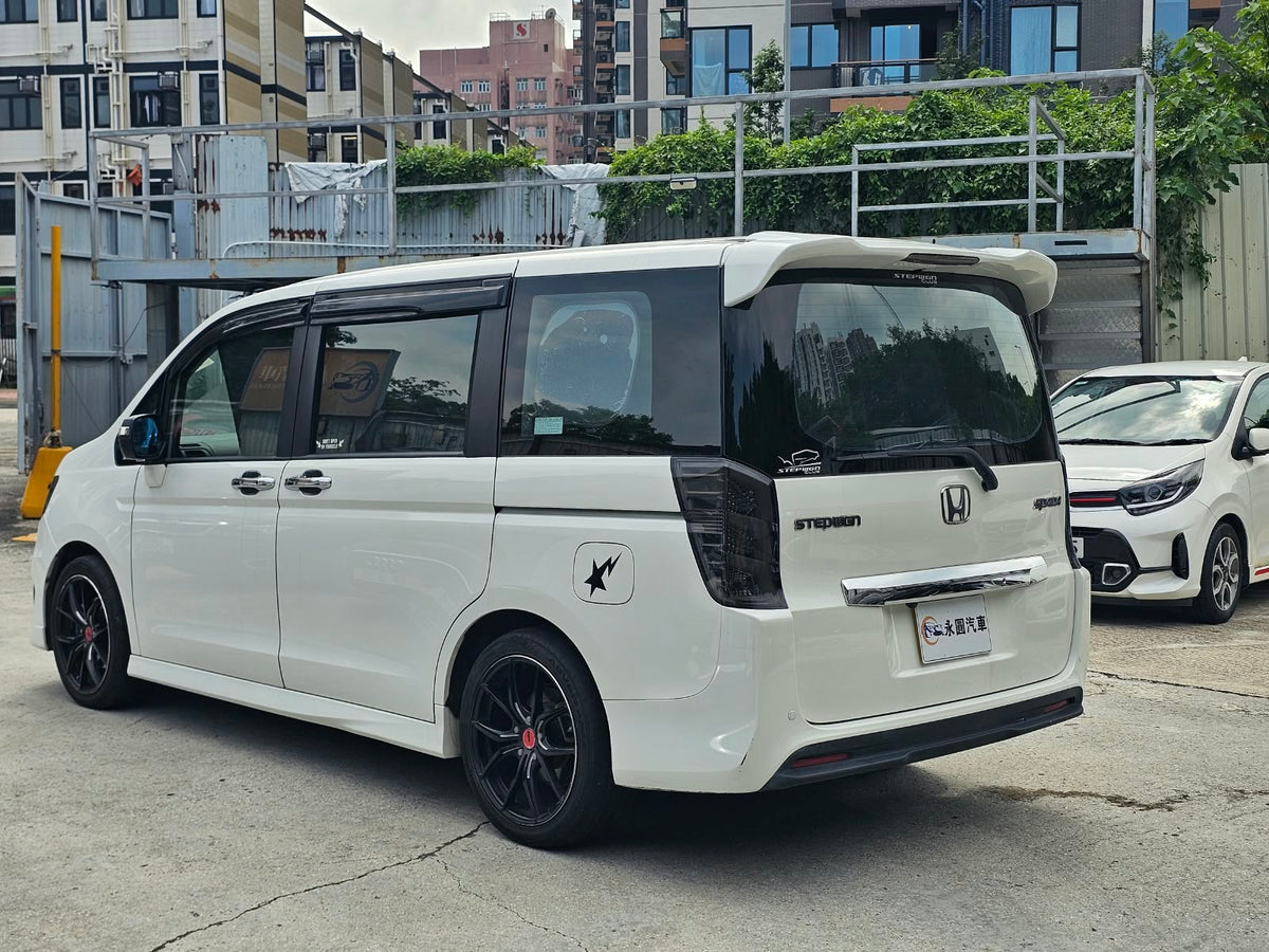 HONDA STEPWGN 2014