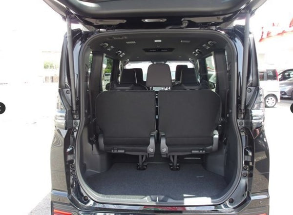 2025 Toyota Voxy hybrid