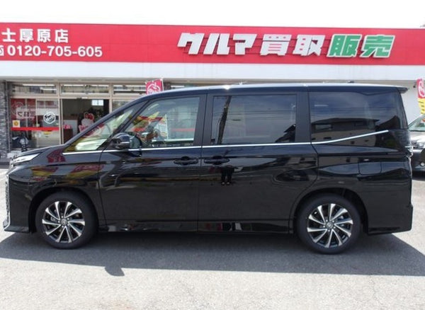 2025 Toyota Voxy hybrid
