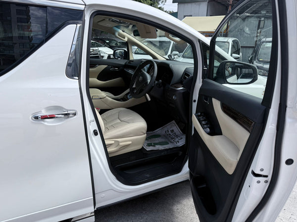 2019 Vellfire hybrid