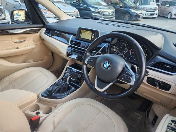 BMW 220iA Gran Tourer Luxury