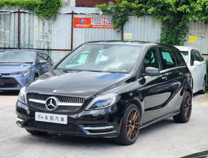 Benz B200 2014