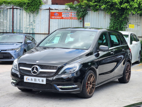 Benz B200 2014