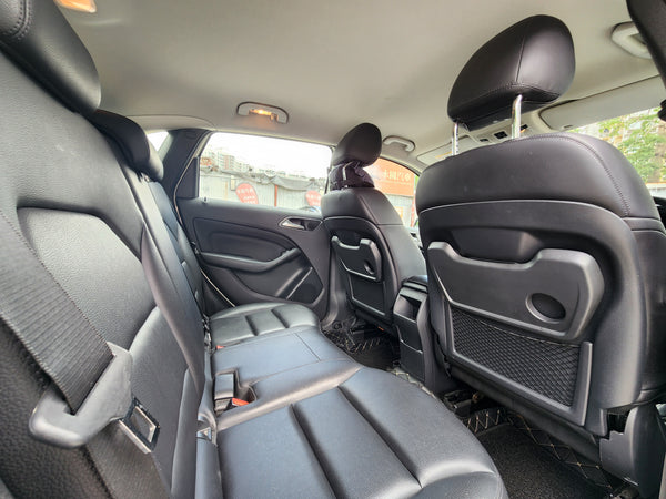 Benz B200 2014