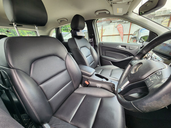 Benz B200 2014