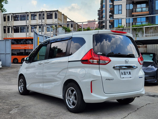 2023 Honda Freed hybrid GB7