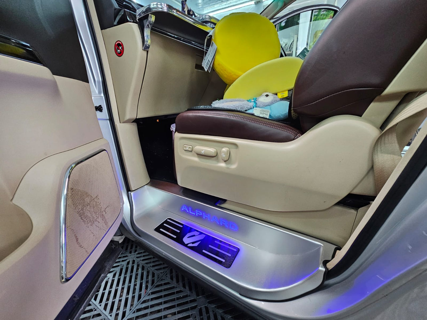 2010 Alphard 20