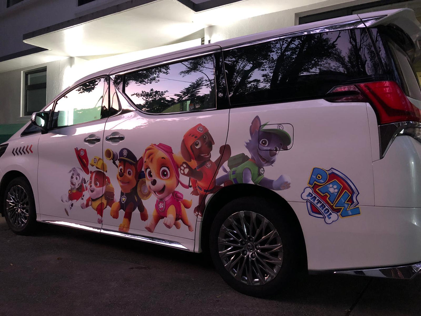 汽車拉花