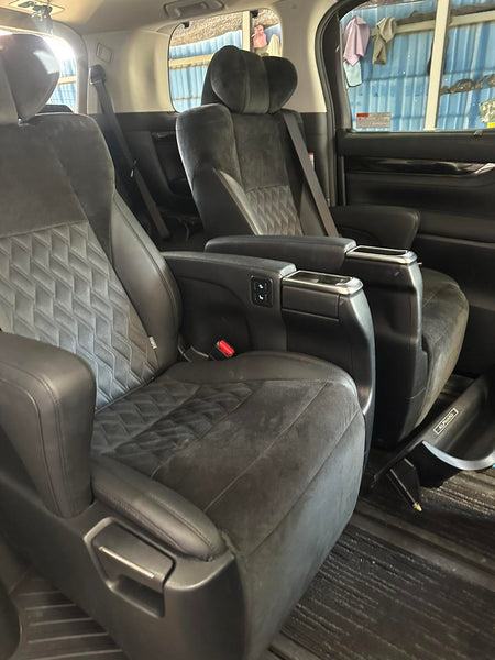 2017 TOYOTA ALPHARD 3.5SC