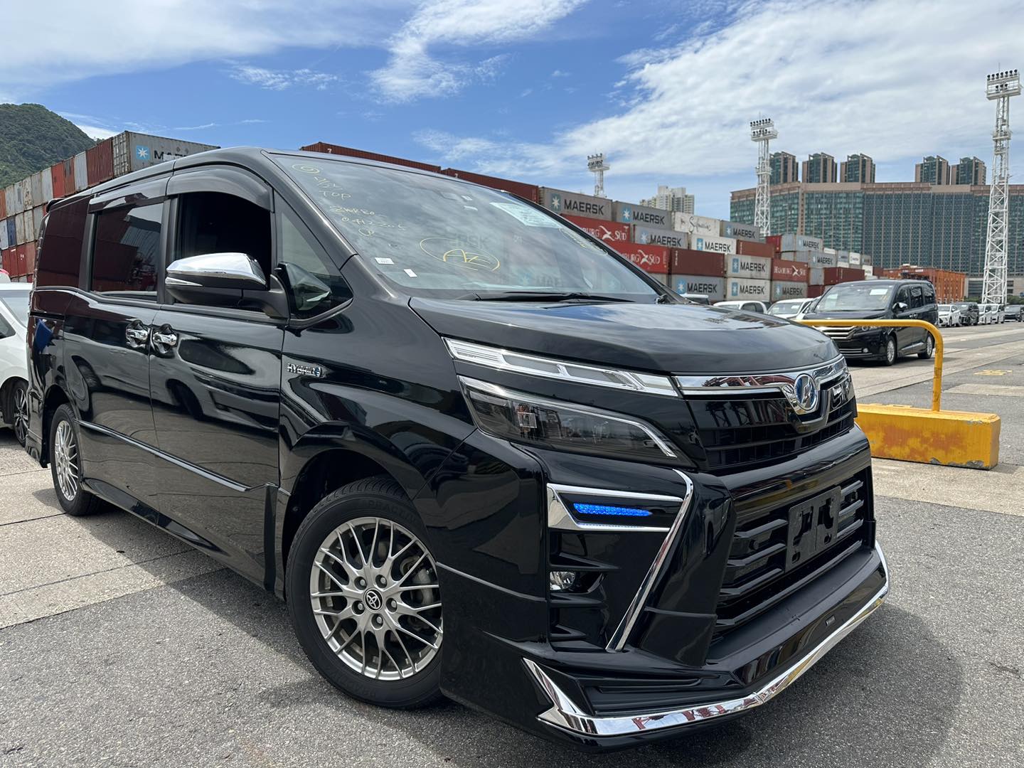 2019年黑色VOXY HYBRID ZS MODELISTA