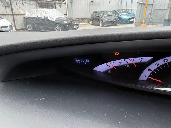 Toyota Previa 2014 white