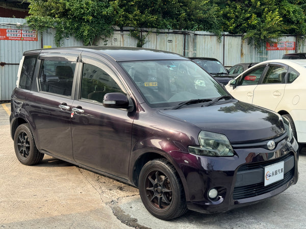 2012年 Toyota Sienta Dice