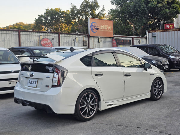 Toyota Prius GS 1.8 Hybird