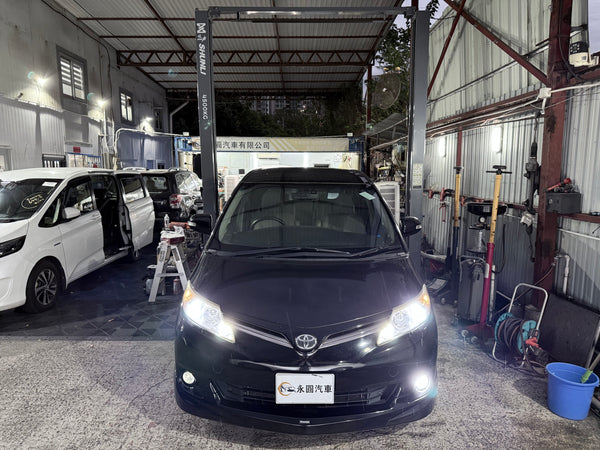 Toyota Previa 2011 black