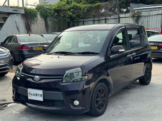 2012年 Toyota Sienta Dice