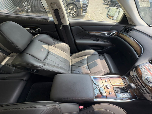2014 Infiniti Q70L 3.5 Hybrid