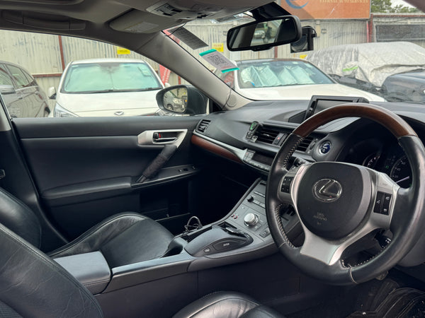 2011年Lexus Ct200h
