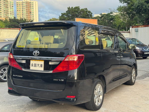 2012 Toyota Alphard
