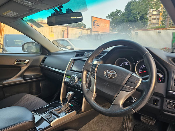 2015 Toyota Mark X SD