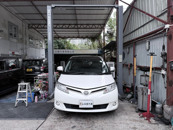 Toyota Previa 2014 white