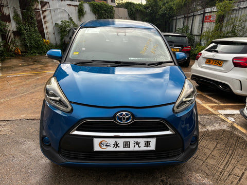 2016 Sienta hybrid