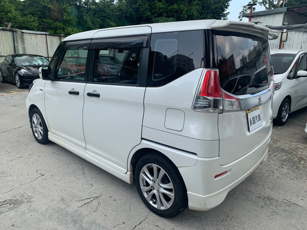 2017 Suzuki Solio Hybrid