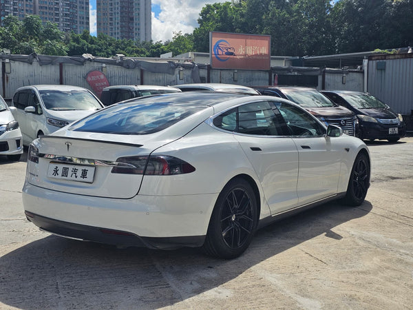 2015 TESLA model S 60