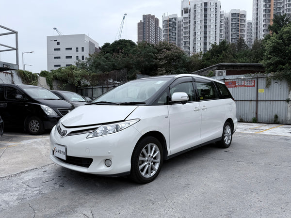 Toyota Previa 2014 white