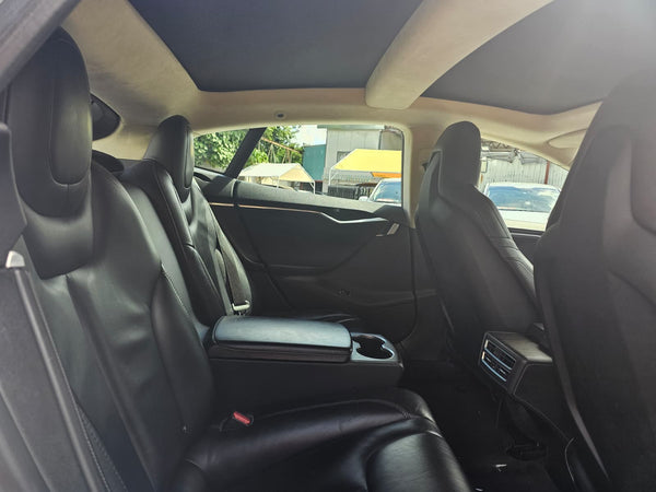2015 TESLA model S 60