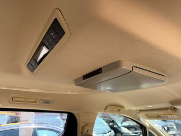 Toyota Vellfire 2.5 2015