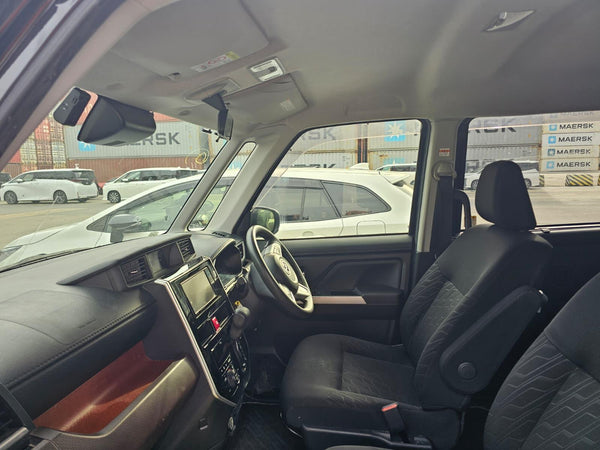 Toyota Roomy 2020