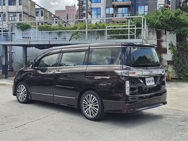 Nissan Elegrand 2014