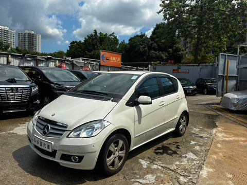 Benz A160  2011