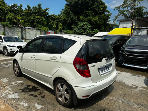 Benz A160  2011
