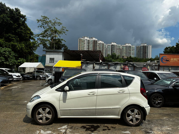 Benz A160  2011