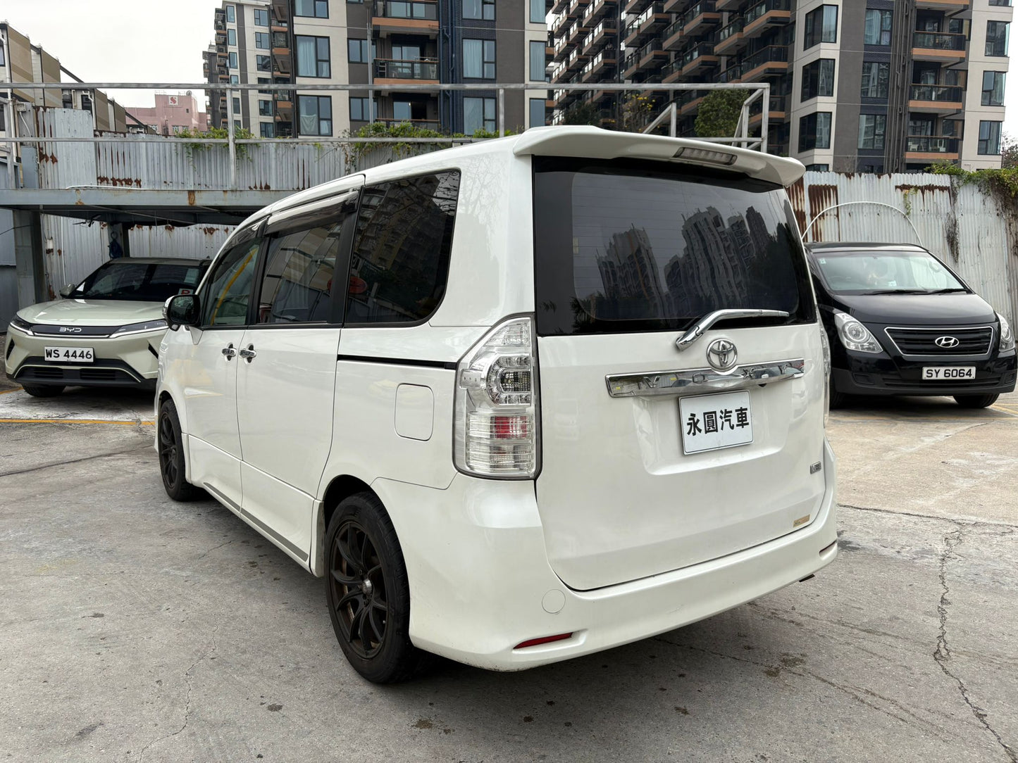 2012 Toyota Voxy