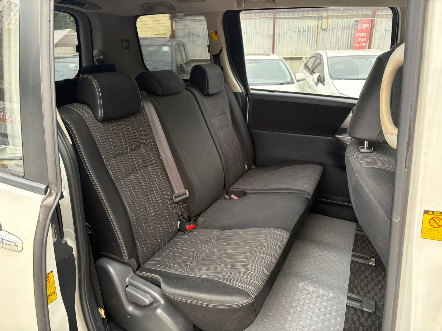 2012 Toyota Voxy