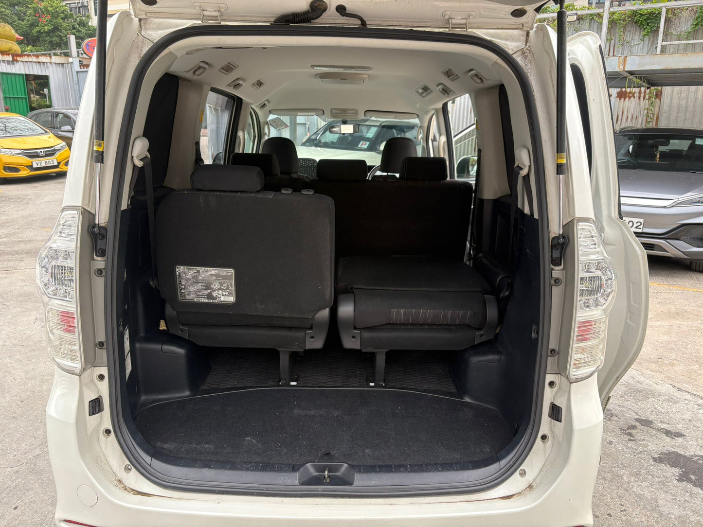 2012 Toyota Voxy