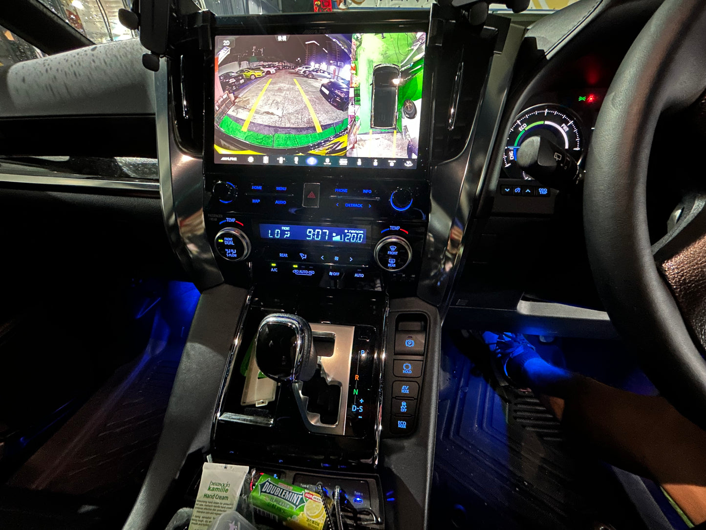 2015 Vellfire 30