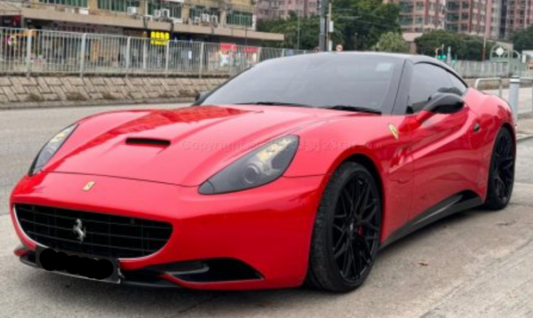 法拉利 FERRARI CALIFORNIA