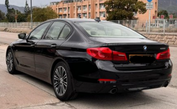 寶馬 BMW 520i SPORT