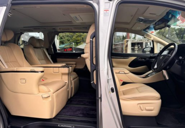 豐田 TOYOTA ALPHARD 3.5 EXECUTIVE LOUNGE