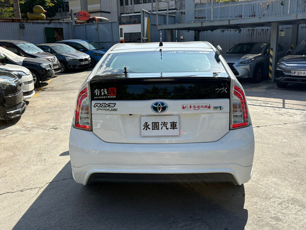 Toyota Prius 2015