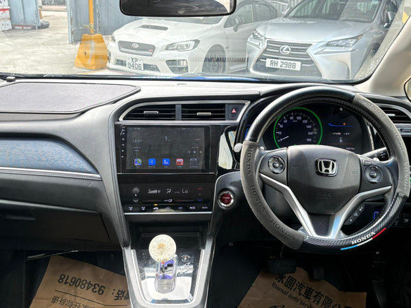 Honda Shuttle Hybird GP7 2015