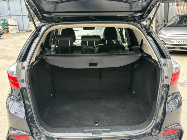 Honda Shuttle Hybird GP7 2015