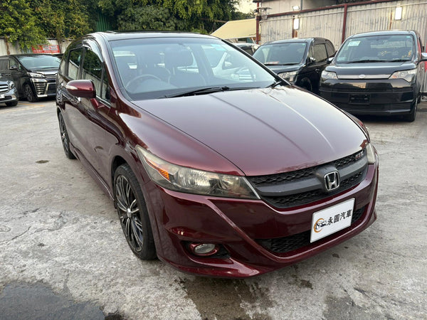 Honda STREAM 1.8 RSZ 2013